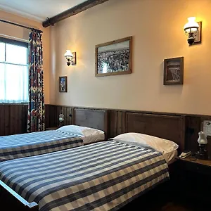 Cowboys Guest Ranch 3*, Voghera Italie